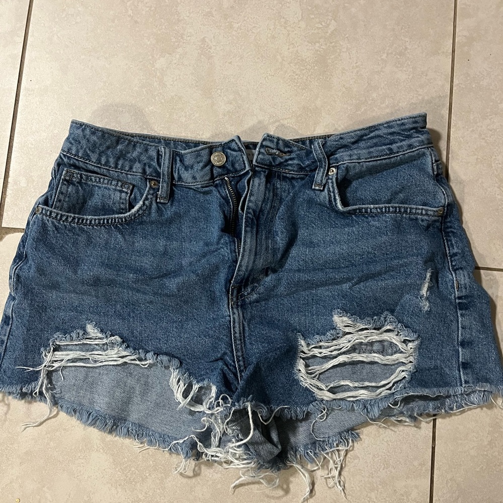 Forever 21 blue ripped shorts